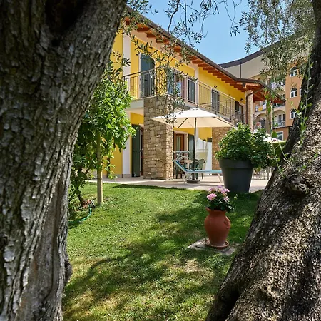 Casa Marisa Apartment *